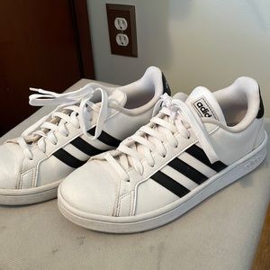 Adidas CloudFoam Sneakers Size 7.5